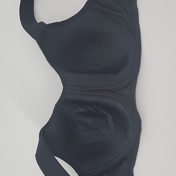 Livi Active Black Supportive Bra with Adjustable Straps NWOT - Picture 11 of 15